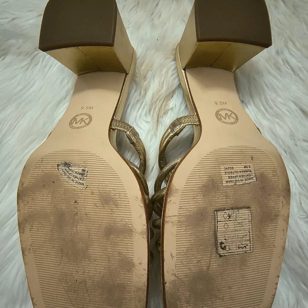 Michael Kors preloved michael
